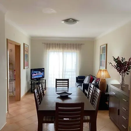 2 Quartos, Piscina, Ac, Varanda, Prestige For Apartment *