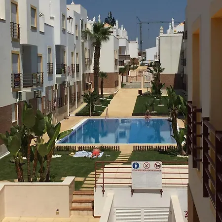 Gomeira Piscina Prestige For Apartment Tavira